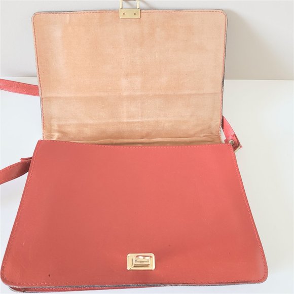 Vintage red leather purse/handbag. - Picture 4 of 7